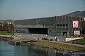Das Lentos Kunstmuseum Linz von der Nibelungenbrücke aus gesehen, im März 2007