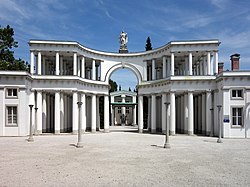 Zentralfriedhof Žale