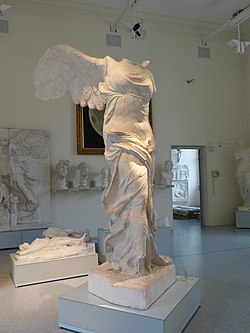Nike von Samothrake an der Eberhard Karls Universität Tübingen