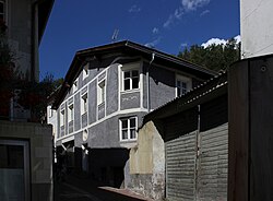 Dr.-Heinrich-Flora-Straße 2A-B