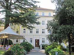 Villa Eden mit Park, Christomannostraße 12