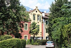 Freihof, Villa Mazegger und Garten