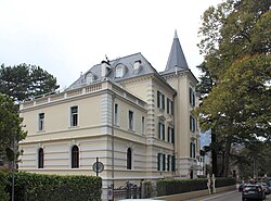 Villa Nadine, Carduccistraße 43