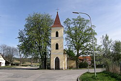 2 Rosskastanien, 1 Winterlinde