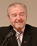 Pastor Arnulf Baumann