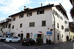 Paulser Straße 1