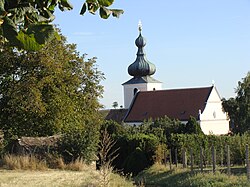 Bei der Kirche in Loidesthal (Zistersdorf)