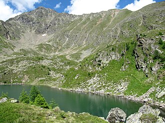 Piendlsee mit Kasereck (links) und Wirrriegelhöhe (rechts)