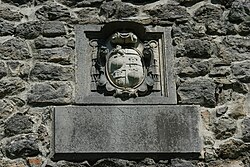 Wappen über dem Tor