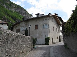 Pock, Wasserfallstraße 1