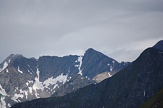 Reichenberger- und Rosenspitze (rechts) von oberhalb der Johannishütte