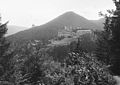 Das erweiterte Hotel im Jahre 1908, links am Berg das Silbererschlössl