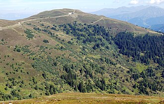 Der Sattelberg von Süden