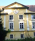 Giebelmansarde mit dem Wappen Oberösterreichs