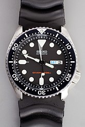 Die SKX007 war mit 23 Jahren, von 1996 bis 2019, die am längsten produzierte Armbanduhr von Seiko.