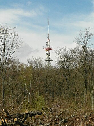 Der Sendemast am Gipfel vom Sonnenberg
