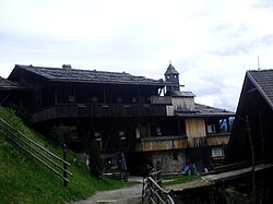 Steinwendhof mit Kapelle