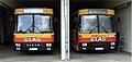 Zwei Steyr SL 11 HUA 280 in der Garage in Schärding, welche die Fa. Glas 2005 mitsamt den dortigen Postbuslinien übernommen hatte