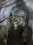 Eishöhle am Stubaier Gletscher