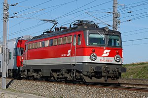 ÖBB 1142 694 mit altem Logo ohne UIC-Nummer