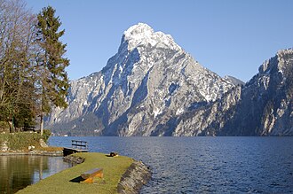 Blick von Traunkirchen auf die Südwestseite