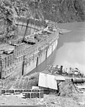 Limbergsperre im Bauzustand in 74 m von geplanten 120 m Höhe (September 1950)