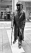Umberto Saba, Via Dante Alighieri