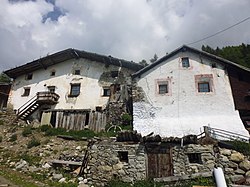 Unterfrinig mit Kapelle