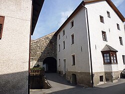 Unterloretz, Dr.-Franz-Tappeiner-Gasse 7