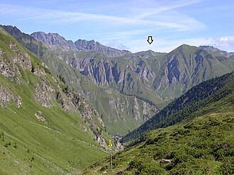 Visnitzkopf und Samnaun im Tal im Sommer