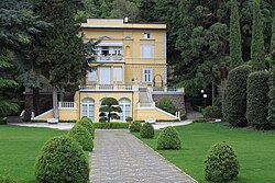 Villa Guntschna mit Park, Fagenstraße 16