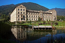 Vinzentinum mit Herz-Jesu-Kirche