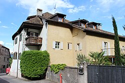 Wendelstein mit Nebengebäuden, St.-Anna-Weg 11
