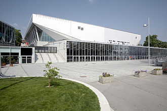 Außenaufnahme (Halle D) der Wiener Stadthalle