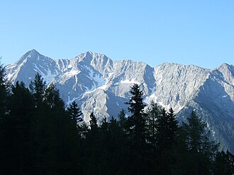 Große Windschar von Norden (ganz links), rechts davon die Kleine Windschar, ganz rechts die Wasserfallspitze